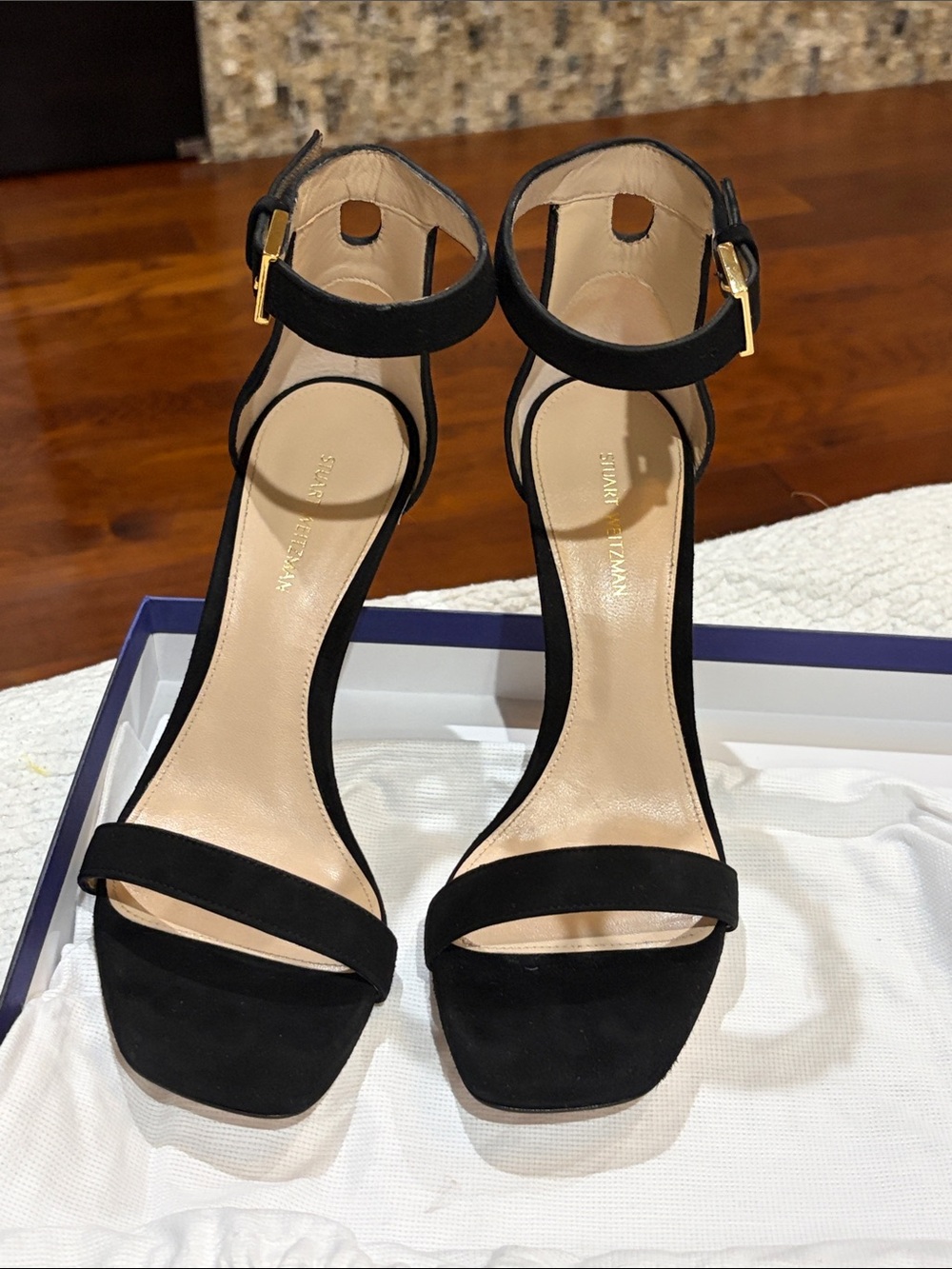 Stuart Weitzman Blue Box - Picture 12 of 16